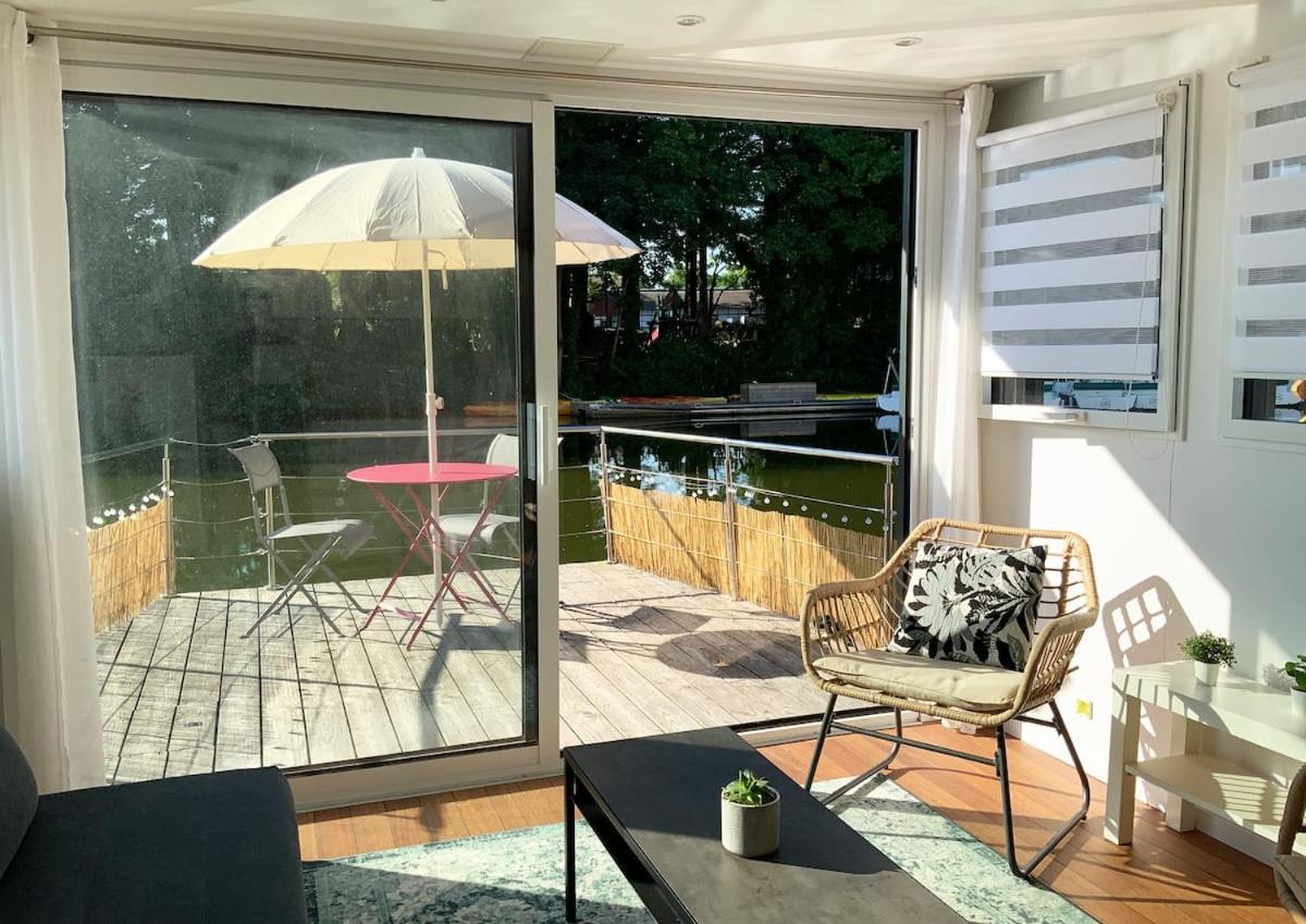Vakantiehuis Bateau Sur L'erdre Au Coeur De Nantes